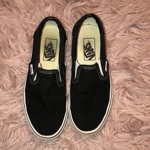 vans off the wall slip ons